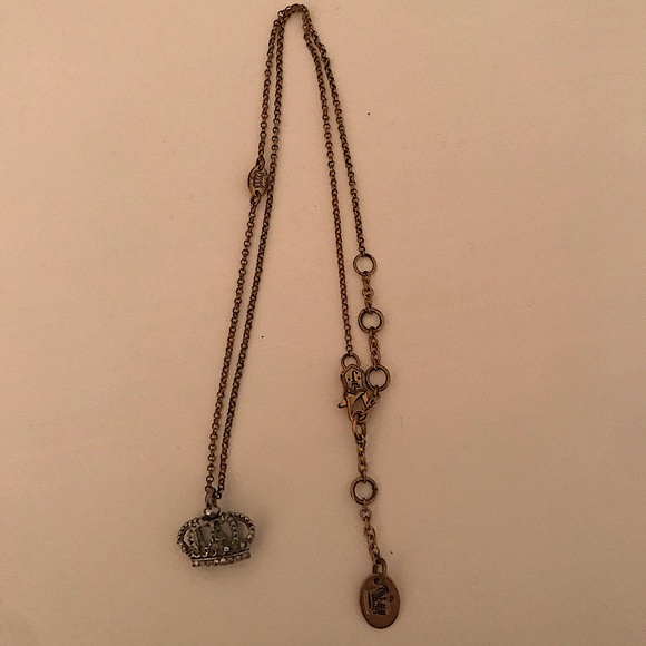 Juicy Couture Queen’s Crown Necklace - Picture 4 of 5
